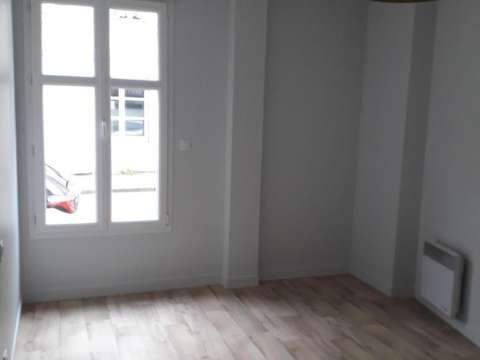 Location appartement 2 pièces Laval 53