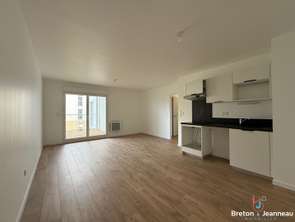 Location Appartement 3 piècesLaval