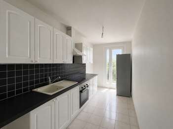 Location appartement 3 pièces Laval 53