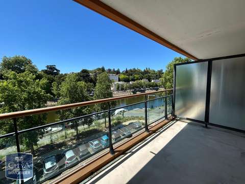 Location appartement 3 pièces Laval 53