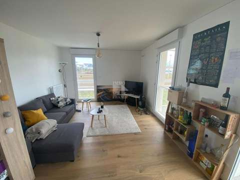 Location appartement 3 pièces Laval 53