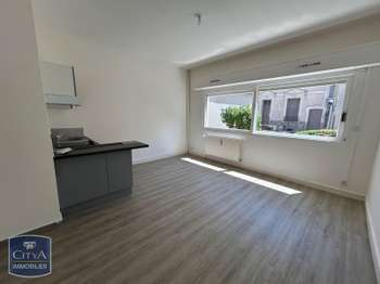Location appartement 1 pièce Laval 53