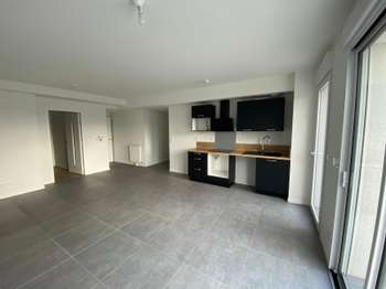 Location Appartement 3 piècesLaval