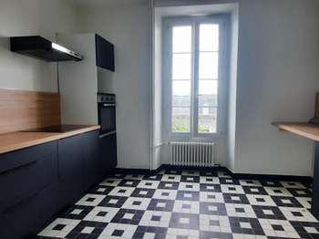 Location appartement 4 pièces Laval 53