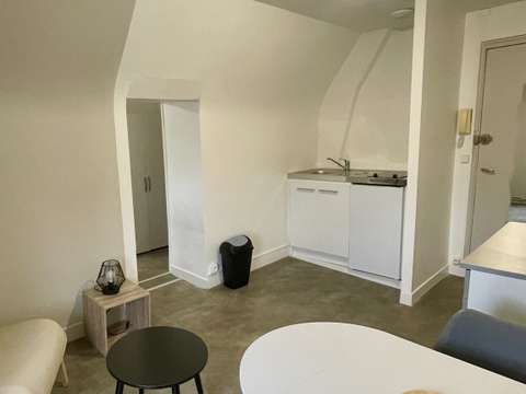 Location appartement 2 pièces Laval Avesnières 53