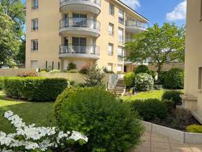 Location Appartement 3 piècesLaval Avesnières