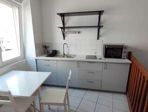 Location Appartement 2 piècesLaval Centre-Ville Cathédrale