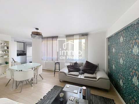 Location appartement 2 pièces Laval Centre-Ville Cathédrale 53