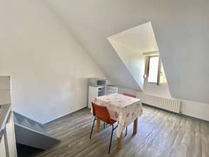 Location Appartement T1Laval Centre-Ville Cathédrale