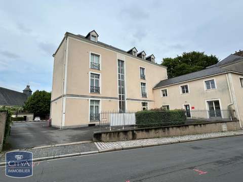 Location appartement 3 pièces Laval Centre-Ville Cathédrale 53
