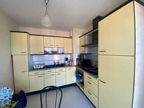 Location appartement 3 pièces Laval Centre-Ville Cathédrale 53