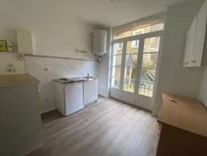 Location Appartement T1Laval Centre-Ville Cathédrale