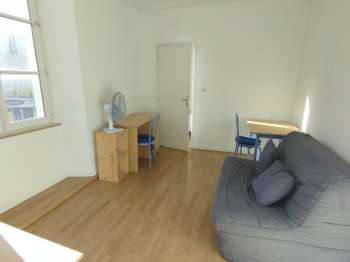Location Appartement 2 piècesLaval Centre-Ville Cathédrale