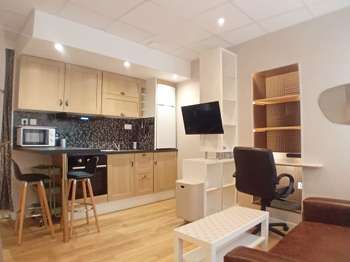 Location Appartement T1Laval Centre-Ville Cathédrale