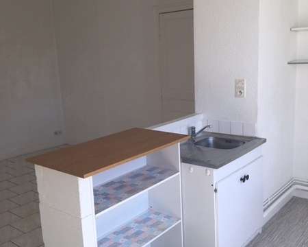 Location appartement 3 pièces Laval Centre-Ville Préfecture 53