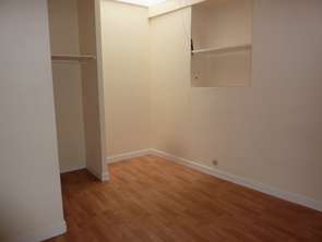 Location Appartement T1Laval Centre-Ville Préfecture