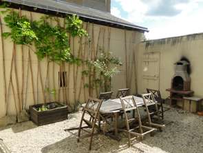 Location Appartement T1Laval Centre-Ville Préfecture