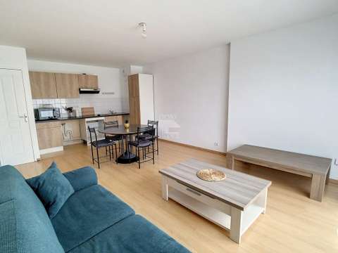 Location appartement 2 pièces Laval Centre-Ville Préfecture 53