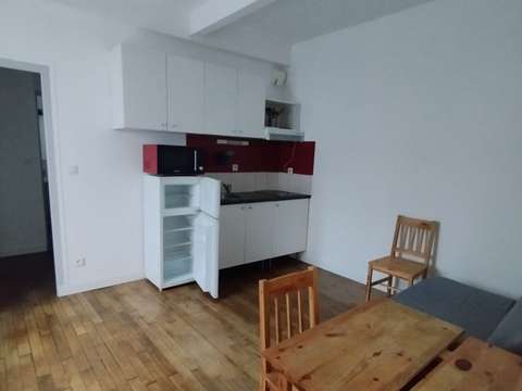 Location appartement 2 pièces Laval Centre-Ville Préfecture 53