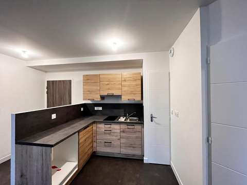 Location appartement 2 pièces Laval Centre-Ville Préfecture 53