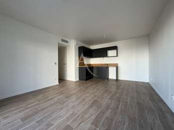 Location Appartement 3 piècesLaval Le Bourny