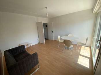 Location appartement 1 pièce Laval Le Pavement 53