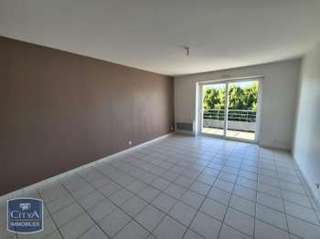 Location Appartement 2 piècesLe Bourgneuf-la-Forêt