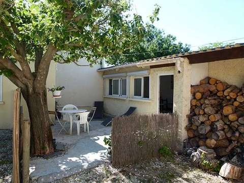 Location appartement 1 pièce Le Thor 84