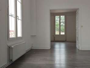 Location Appartement 2 piècesLes Essarts-le-Roi