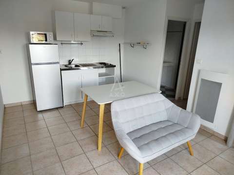 Location appartement 1 pièce Les Herbiers 85