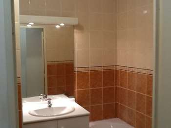 Location Appartement 3 piècesLyon 8e