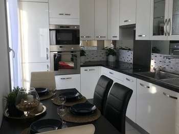 Location Appartement 3 piècesLyon 8e