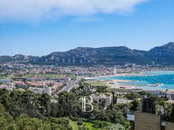Location Appartement 4 piècesMarseille 7e