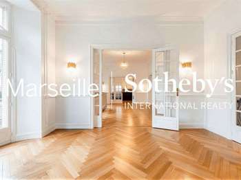 Location Appartement 6 pièces +Marseille 8e