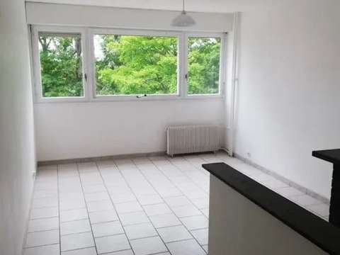 Location appartement 1 pièce Melun 77