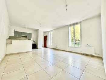 Location Appartement 4 piècesMelun