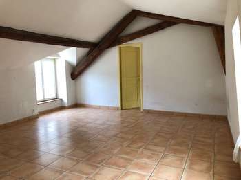 Location Appartement 4 piècesMeyrueis