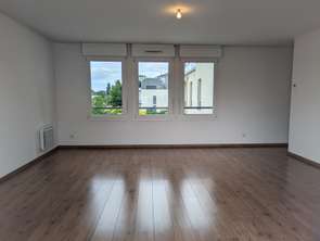 Location Appartement 4 piècesMondeville