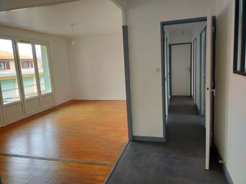 Location appartement 4 pièces Location appartement 4 pièces