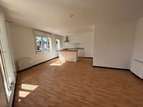 Location Appartement 3 piècesMontreuil-sur-Ille