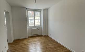 Photo Location appartement Montsûrs