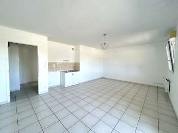 Location Appartement 3 piècesMordelles