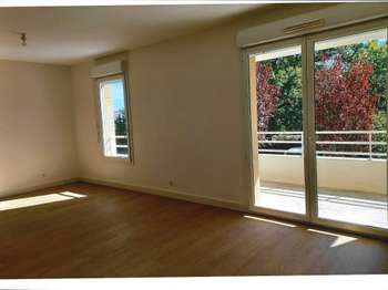 Location Appartement 3 piècesMûrs-Erigné
