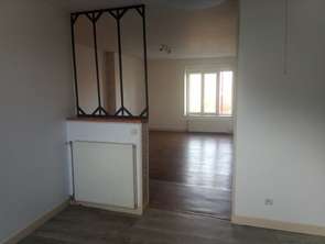Location Appartement 4 piècesMyennes