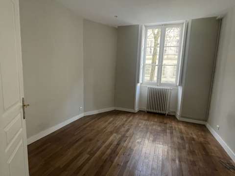 Location appartement 4 pièces Location appartement 4 pièces