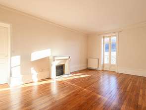 Location Appartement 4 piècesNantes