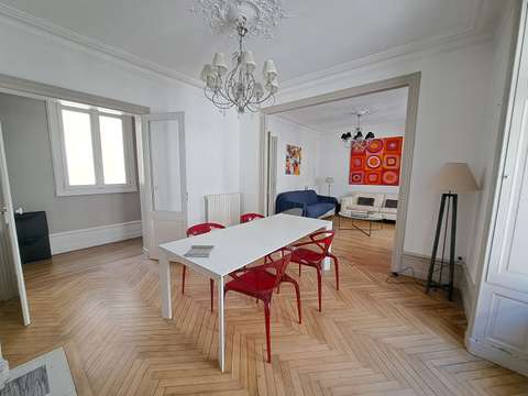 Location appartement 5 pièces Nantes Centre Ville 44
