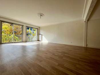 Location Appartement 4 piècesNantes Centre Ville