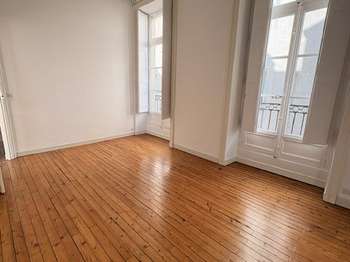 Location Appartement 3 piècesNantes Centre Ville