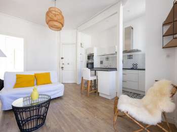 Location Appartement 2 piècesNantes Centre Ville